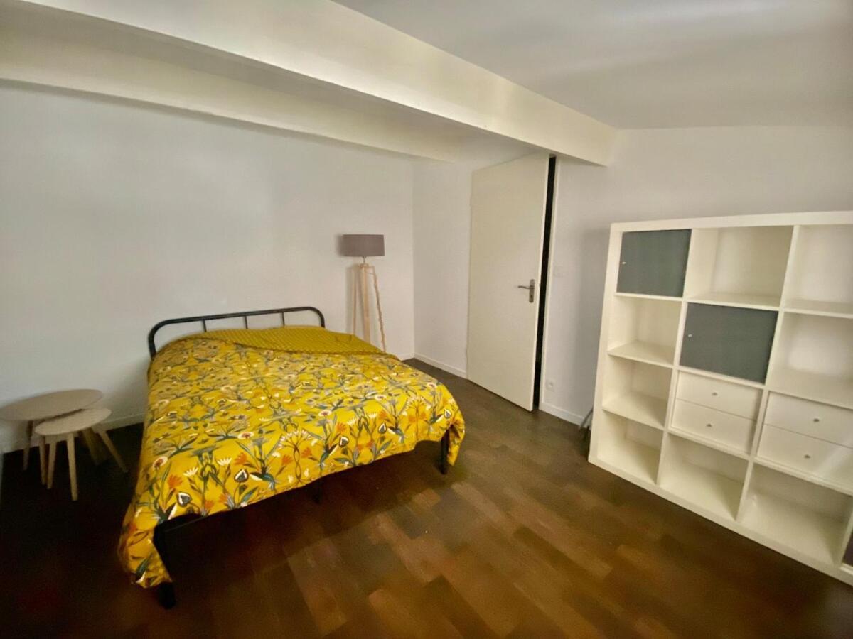 Ferienwohnung Le Carnot: City Centre With Parking Space Poitiers Exterior foto