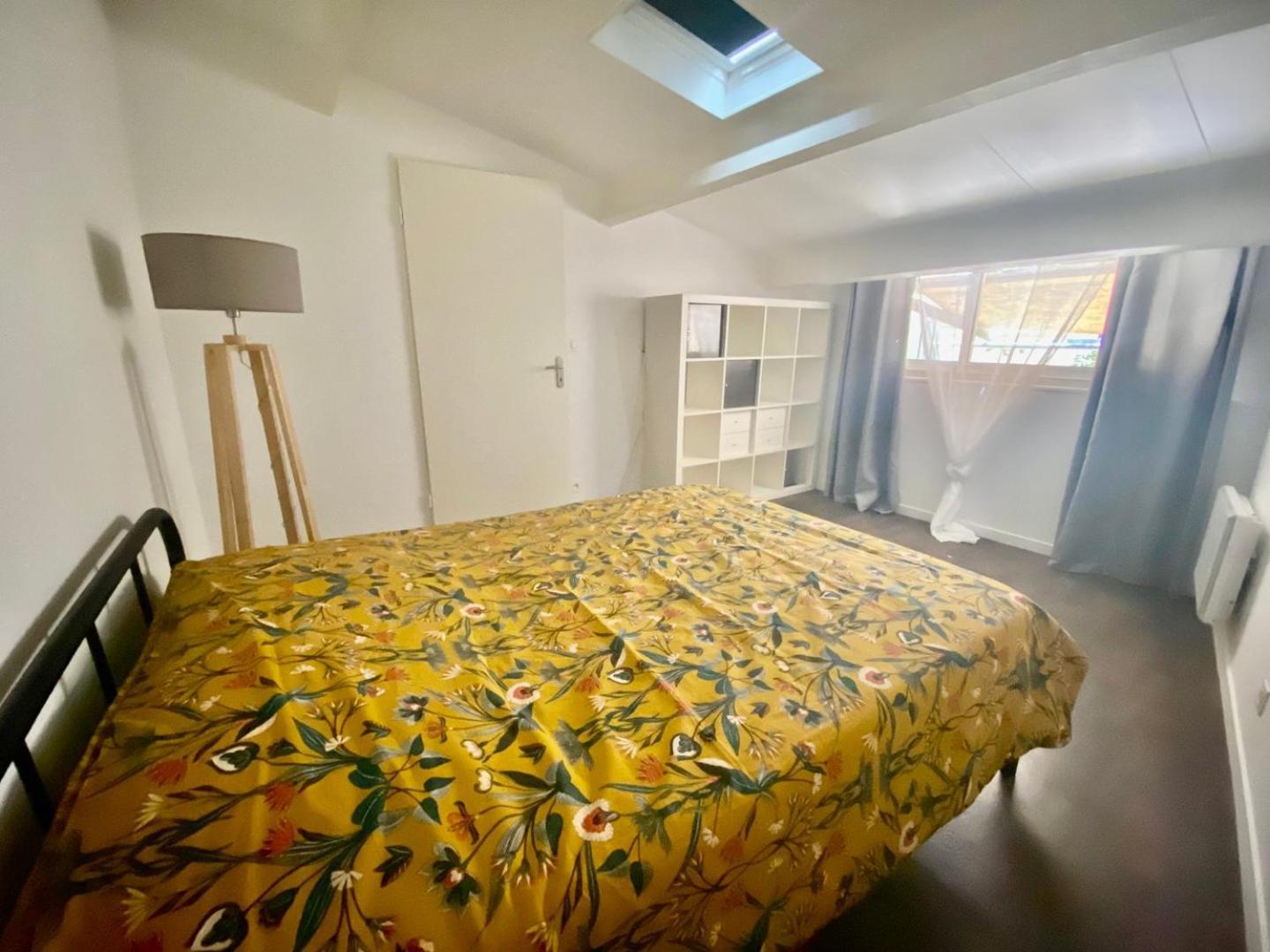 Ferienwohnung Le Carnot: City Centre With Parking Space Poitiers Exterior foto