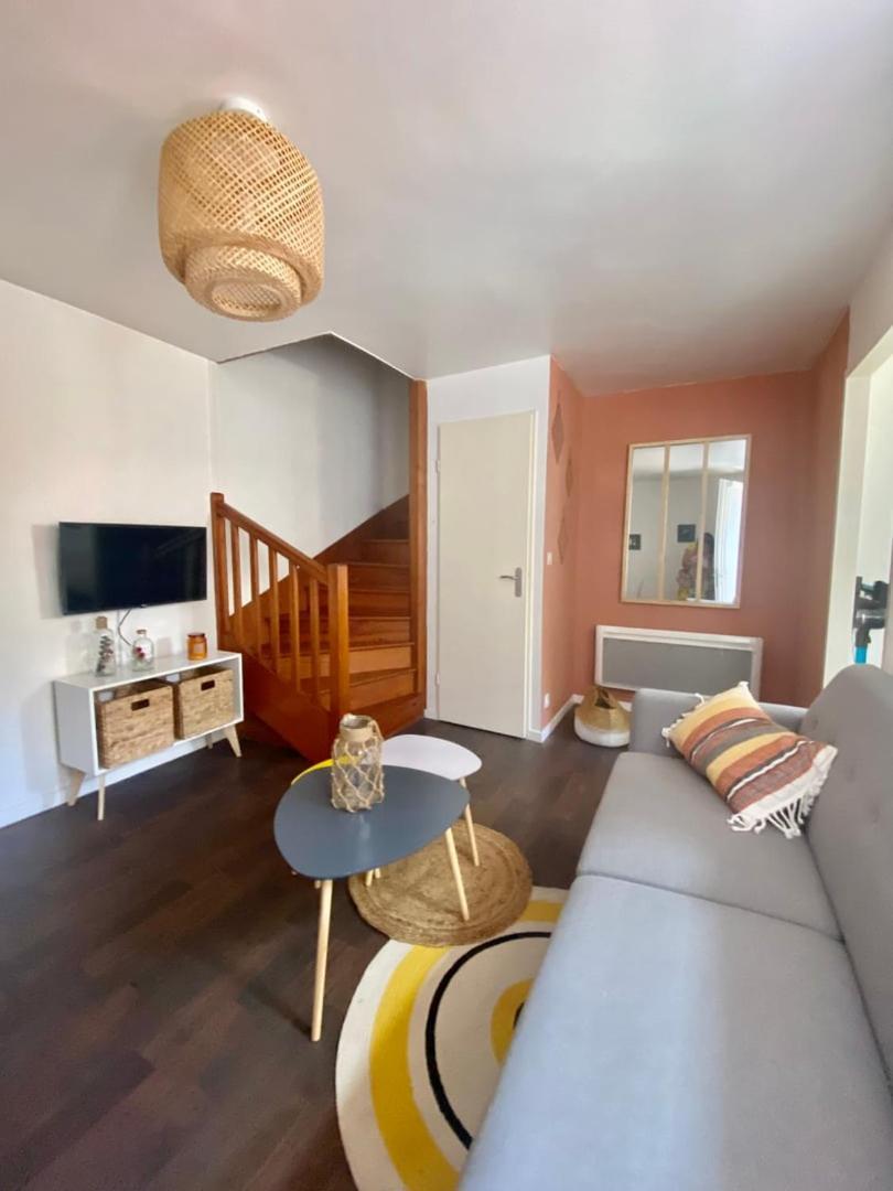 Ferienwohnung Le Carnot: City Centre With Parking Space Poitiers Exterior foto