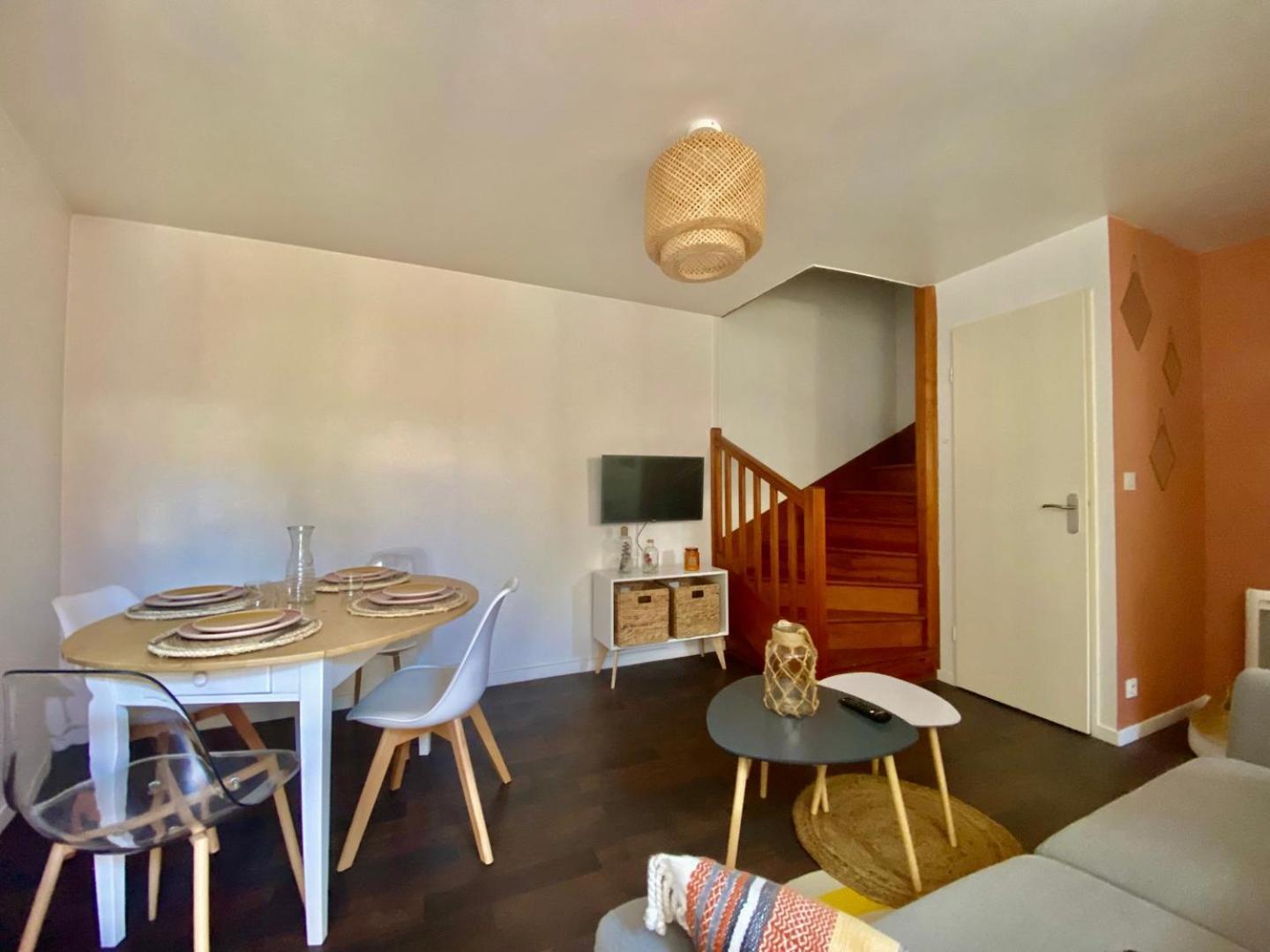 Ferienwohnung Le Carnot: City Centre With Parking Space Poitiers Exterior foto