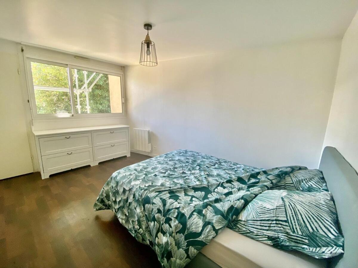 Ferienwohnung Le Carnot: City Centre With Parking Space Poitiers Exterior foto